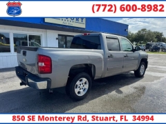 Used 2007  Chevrolet Silverado 1500 2WD Crew Cab 143&period;5" LT w&sol;1LT at Victory Auto Store near Stuart&comma; FL