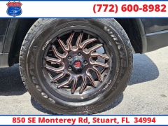 Used 2011  Jeep Grand Cherokee 4WD 4dr Laredo at Victory Auto Store near Stuart, FL