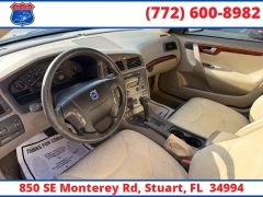 Used 2001  Volvo V70 2&period;4 5dr Wgn at Victory Auto Store near Stuart&comma; FL
