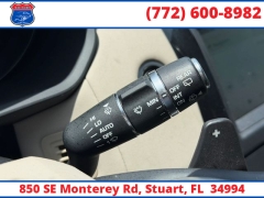 Used 2019  Land Rover Discovery 4d SUV SE at Victory Auto Store near Stuart&comma; FL