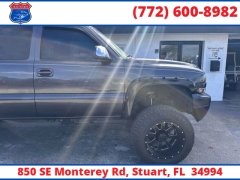 Used 2001  Chevrolet Silverado 2500HD Ext Cab 143.5" WB 4WD LS at Victory Auto Store near Stuart, FL