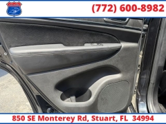 Used 2016  Jeep Grand Cherokee 4d SUV 4WD SRT at Victory Auto Store near Stuart&comma; FL
