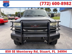 Used 2006  GMC Sierra 2500HD Crew Cab 153" WB 4WD SLE1 at Victory Auto Store near Stuart&comma; FL