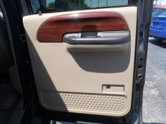 Used 2005 Ford Super Duty F-250 Crew Cab 4WD at Victory Auto Store near Stuart, FL