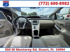 Used 2014  Toyota Prius 5dr HB &lpar;Natl&rpar; at Victory Auto Store near Stuart&comma; FL