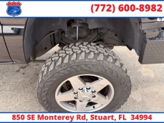 Used 2006  GMC Sierra 2500HD Crew Cab 153" WB 4WD SLE1 at Victory Auto Store near Stuart&comma; FL