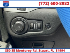 Used 2018  Jeep Cherokee Trailhawk 4x4 at Victory Auto Store near Stuart&comma; FL
