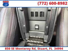 Used 2018  Ford Explorer 4d SUV 4WD XLT at Victory Auto Store near Stuart&comma; FL