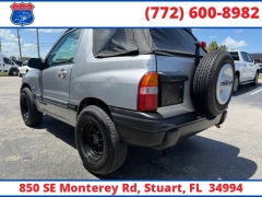 Used 2002  Chevrolet Tracker 2d SUV Convertible RWD at Victory Auto Store near Stuart&comma; FL