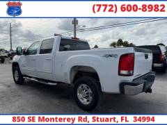 Used 2009  GMC Sierra 2500HD 4WD Crew Cab 153" SLT at Victory Auto Store near Stuart&comma; FL