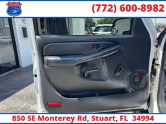 Used 2001  GMC Sierra 2500HD Crew Cab 153" WB SL at Victory Auto Store near Stuart&comma; FL