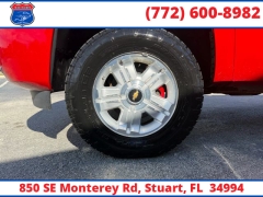 Used 2009  Chevrolet Silverado 1500 4WD Ext Cab 134&period;0" LT &ast;Ltd Avail&ast; at Victory Auto Store near Stuart&comma; FL