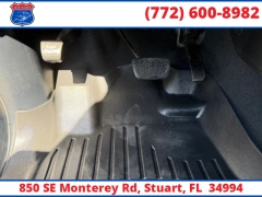Used 2015  Toyota Tundra 4WD Truck CrewMax 5&period;7L FFV V8 6-Spd AT &lpar;Natl&rpar; at Victory Auto Store near Stuart&comma; FL