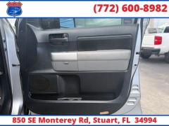 Used 2009  Toyota Tundra 4WD Truck CrewMax 5&period;7L FFV V8 6-Spd AT &lpar;Natl&rpar; at Victory Auto Store near Stuart&comma; FL