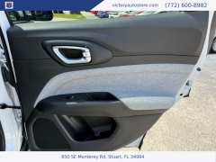 Used 2022 Jeep Compass Latitude Lux 4x4 at Victory Auto Store near Stuart, FL