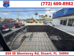 Used 2021  Ford Super Duty F-250 4WD LARIAT Crew Cab SRW 6&period;75' Box at Victory Auto Store near Stuart&comma; FL