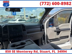 Used 2017  Ford Super Duty F-250 SRW 4WD SuperCab Box at Victory Auto Store near Stuart&comma; FL