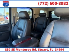 Used 2010  Cadillac Escalade 4d SUV AWD Luxury at Victory Auto Store near Stuart&comma; FL