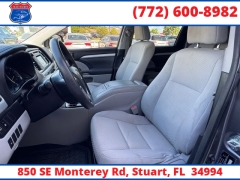 Used 2017  Toyota Highlander 4d SUV FWD LE at Victory Auto Store near Stuart&comma; FL