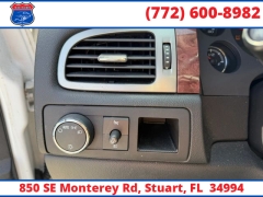 Used 2007  Chevrolet Suburban 2WD 4dr 1500 LT at Victory Auto Store near Stuart&comma; FL