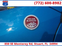 Used 2018  Jeep Cherokee 4d SUV 4WD Trailhawk V6 at Victory Auto Store near Stuart&comma; FL