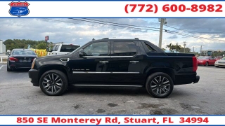 Used 2007  Cadillac Escalade EXT 4d SUV AWD at Victory Auto Store near Stuart&comma; FL