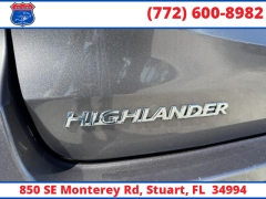 Used 2017  Toyota Highlander 4d SUV FWD LE at Victory Auto Store near Stuart&comma; FL