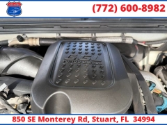 Used 2009  GMC Sierra 2500HD 4WD Crew Cab 153" SLT at Victory Auto Store near Stuart&comma; FL