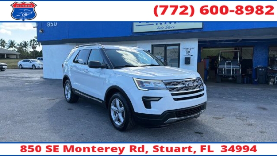 2018 Ford Explorer XLT's photo