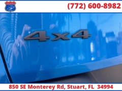 Used 2018  Jeep Cherokee 4d SUV 4WD Trailhawk V6 at Victory Auto Store near Stuart&comma; FL