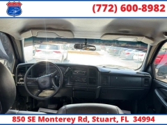 Used 2001  GMC Sierra 2500HD Crew Cab 153" WB SL at Victory Auto Store near Stuart&comma; FL