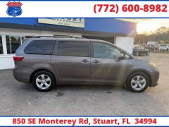 Used 2016  Toyota Sienna 5dr Van LE FWD &lpar;Natl&rpar; at Victory Auto Store near Stuart&comma; FL
