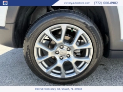 Used 2022 Jeep Compass Latitude Lux 4x4 at Victory Auto Store near Stuart, FL