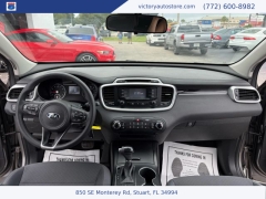 Used 2017 Kia Sorento 4d SUV AWD LX V6 at Victory Auto Store near Stuart, FL