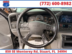 Used 2006  GMC Sierra 2500HD Crew Cab 153" WB 4WD SLE1 at Victory Auto Store near Stuart&comma; FL