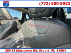 Used 2018  Jeep Cherokee 4d SUV 4WD Trailhawk V6 at Victory Auto Store near Stuart&comma; FL