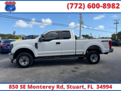 Used 2017  Ford Super Duty F-250 SRW 4WD SuperCab Box at Victory Auto Store near Stuart&comma; FL