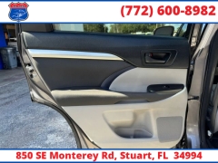 Used 2017  Toyota Highlander 4d SUV FWD LE at Victory Auto Store near Stuart&comma; FL