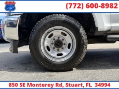 Used 2017  Ford Super Duty F-250 SRW 4WD SuperCab Box at Victory Auto Store near Stuart&comma; FL