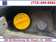 Used 2017  Ford Super Duty F-250 SRW 4WD SuperCab Box at Victory Auto Store near Stuart&comma; FL