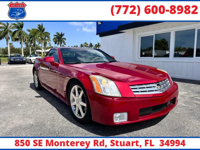 2004 Cadillac XLR photo 2
