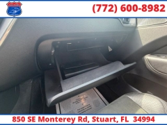 Used 2019  Volvo XC60 4d SUV AWD T5 R-Design at Victory Auto Store near Stuart&comma; FL