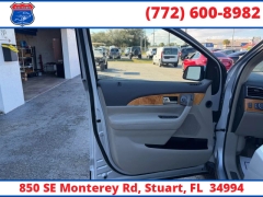 Used 2011  Lincoln MKX FWD 4dr at Victory Auto Store near Stuart&comma; FL