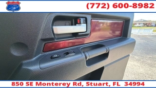 Used 2007  Toyota FJ Cruiser 4d SUV 4WD Auto at Victory Auto Store near Stuart&comma; FL