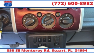 Used 2007  Toyota FJ Cruiser 4d SUV 4WD Auto at Victory Auto Store near Stuart&comma; FL
