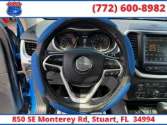 Used 2018  Jeep Cherokee Trailhawk 4x4 at Victory Auto Store near Stuart&comma; FL