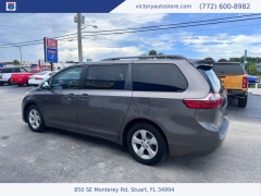 Used 2017 Toyota Sienna LE FWD (Natl) at Victory Auto Store near Stuart, FL