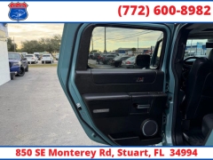 Used 2007  HUMMER H2 4WD 4dr SUV at Victory Auto Store near Stuart&comma; FL