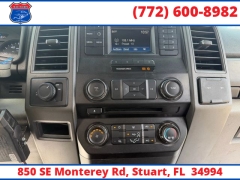 Used 2017  Ford Super Duty F-250 SRW 4WD SuperCab Box at Victory Auto Store near Stuart&comma; FL
