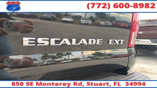 Used 2007  Cadillac Escalade EXT 4d SUV AWD at Victory Auto Store near Stuart&comma; FL
